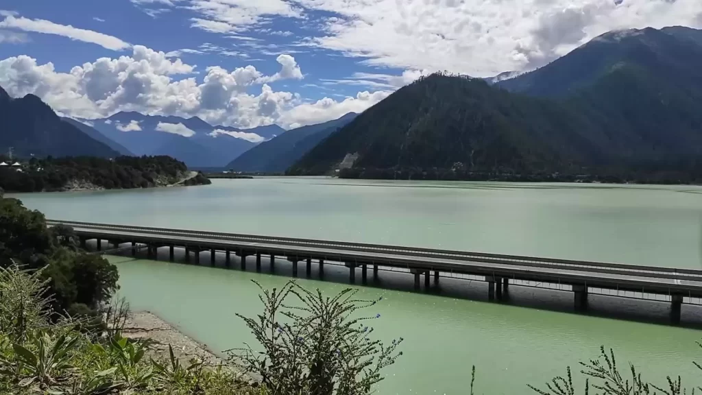 旅游攻略丨自驾318川藏线 旅游攻略丨自驾318川藏线