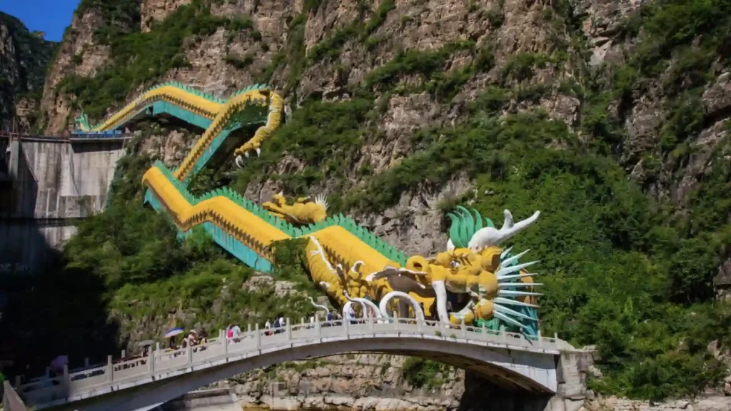 京城最晚樱花季!龙庆峡4.25开园,避暑攻略速戳 京城最晚樱花季!龙庆峡4.25开园,避暑攻略速戳