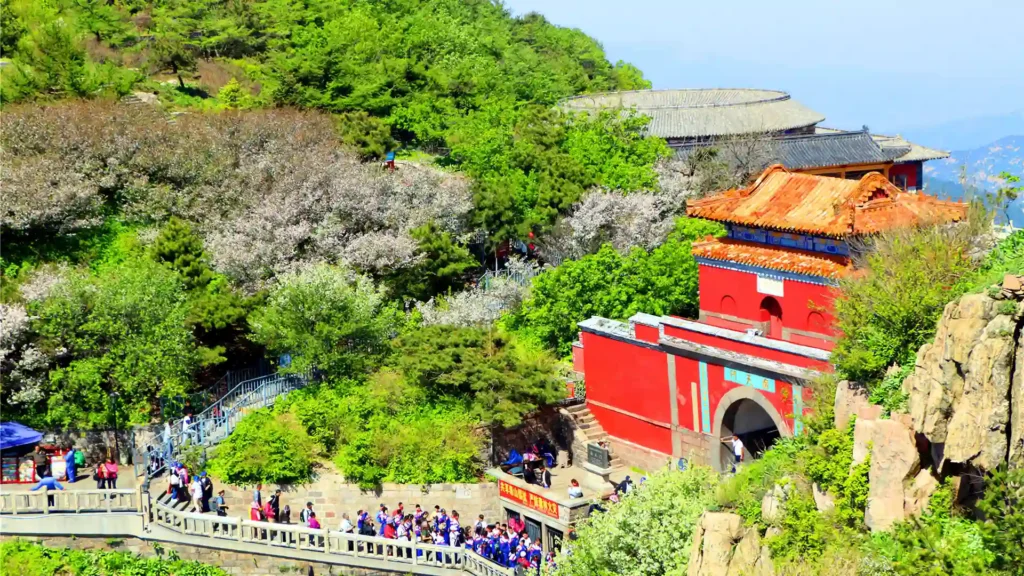 泰山旅游攻略丨泰山风景区介绍与门票预约 泰山旅游攻略丨泰山风景区介绍与门票预约