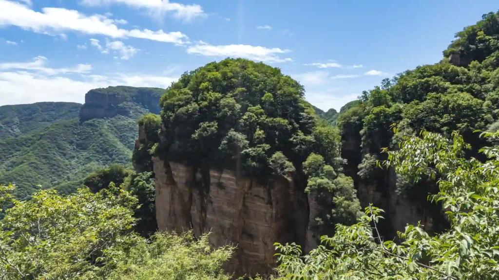 最后48小时!河北嶂石岩免门票倒计时,速约 最后48小时!河北嶂石岩免门票倒计时,速约