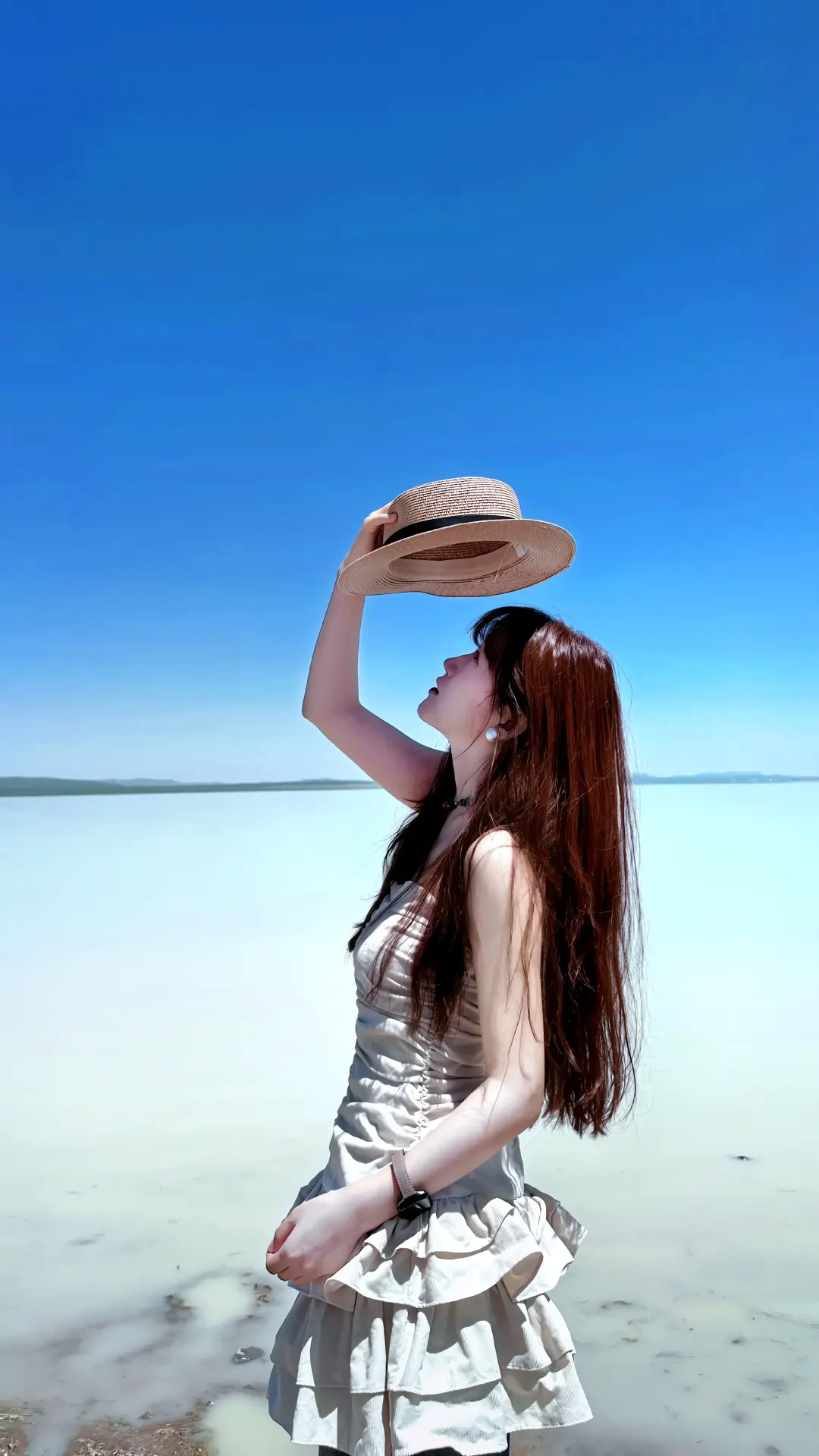 内蒙古旅游攻略：牛奶湖水龙头接牛奶