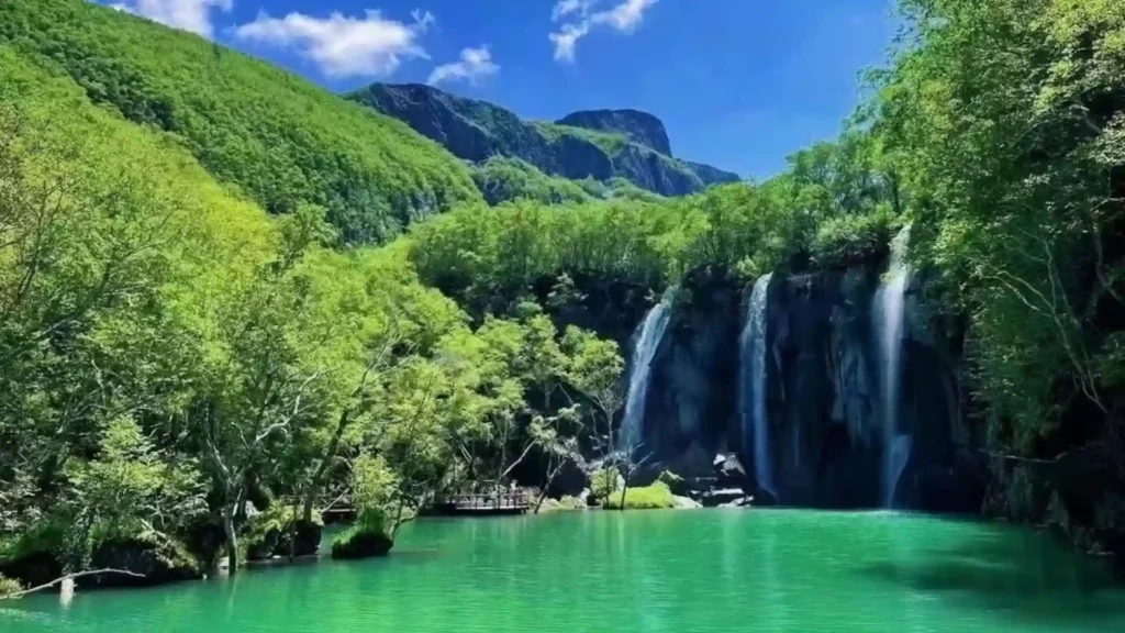 长白山旅游攻略丨长白山在哪,几月份去最好 长白山旅游攻略丨长白山在哪,几月份去最好