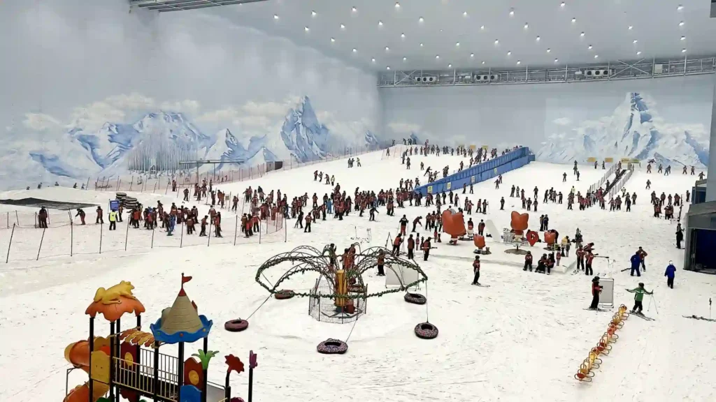 南方人比北方人更爱滑雪?滑雪场卷疯了! 南方人比北方人更爱滑雪?滑雪场卷疯了!