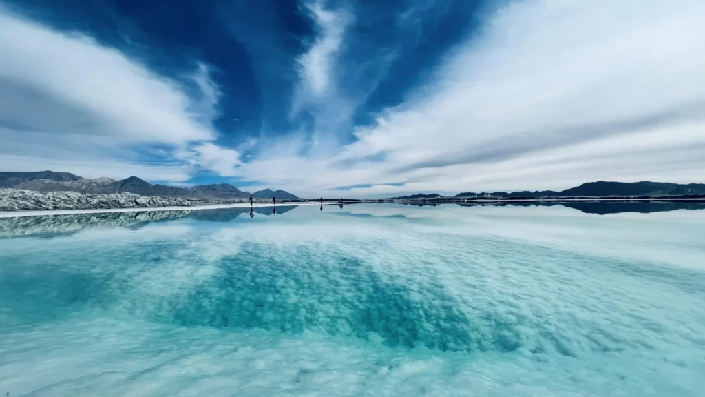 青海冬日游攻略丨青海这6条旅游线路美到窒息